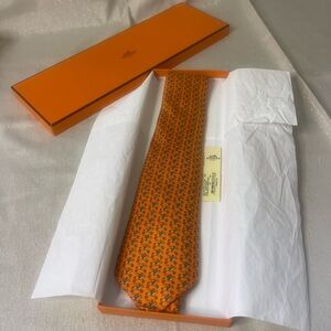 Hermès Paris Silk Tie – Equestrian Horse Motif, Orange